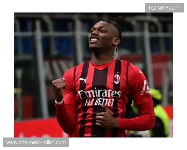 AC米兰高位施压收效，莱奥劲射敲开大门