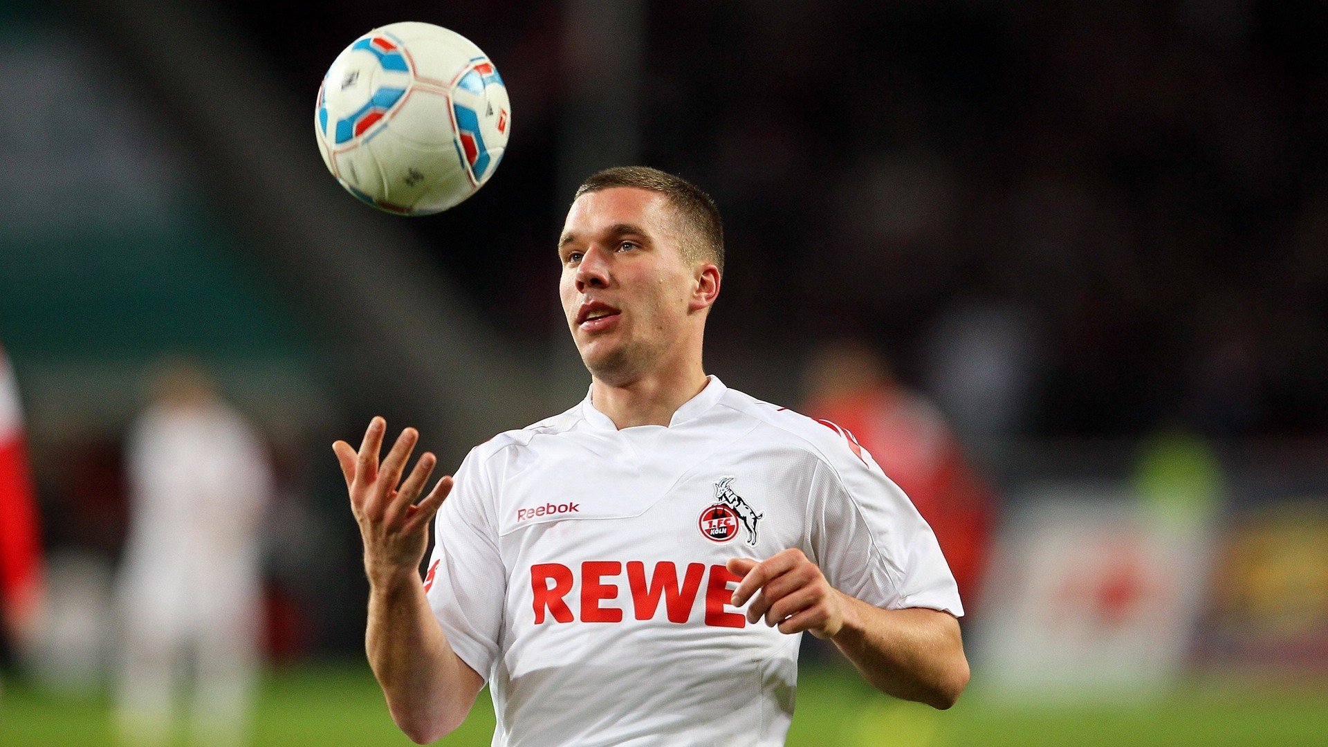 拉恩：凭借惊人的加速能力，成为全黑队外线的最大威胁，拉恩卡在哪